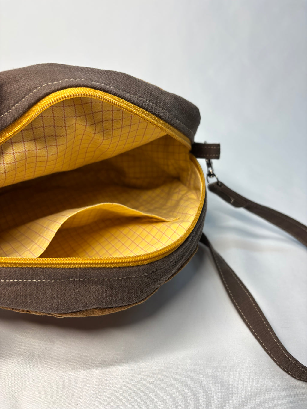 Color Block Circle Crossbody Bag Yellow Browns